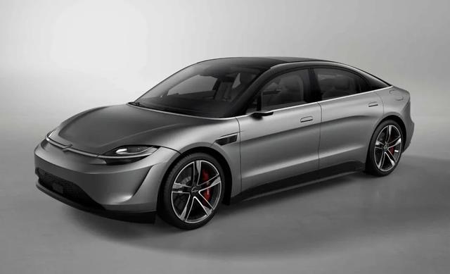 长着套娃脸的蔚来ET小鹏P7天际ME-S比亚迪汉，究竟谁抄了谁？