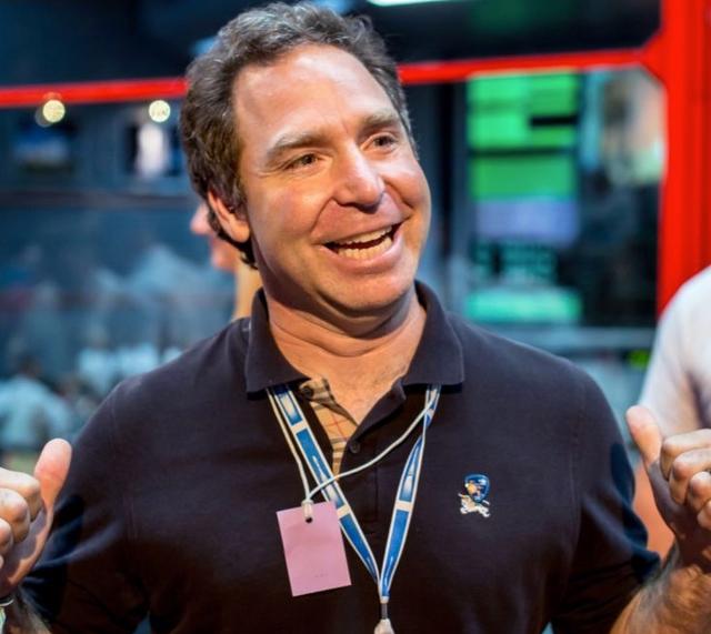 马斯克征服太空路上最强对手OneWeb破产，软银20亿美元送了快递