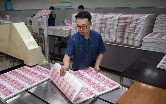 移动支付带来的“坏处”，这3个行业面临失业，传统经济举步维艰