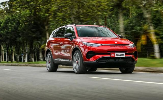 腾势X大测评：奔驰设计+比亚迪平台，真正实力如何？