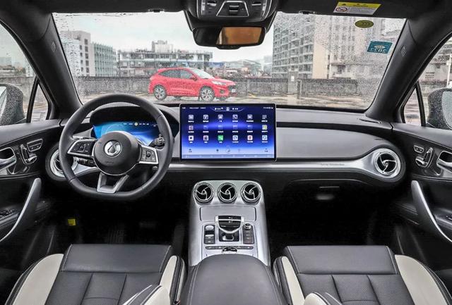 腾势X大测评：奔驰设计+比亚迪平台，真正实力如何？