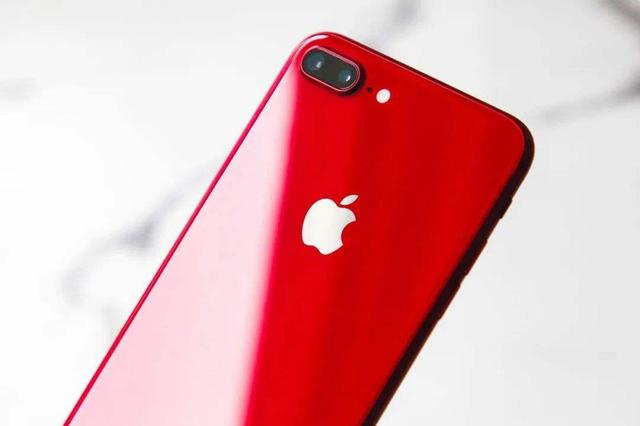 iPhone 9再生变：价格不便宜，外观大换脸，连名字都是错的？