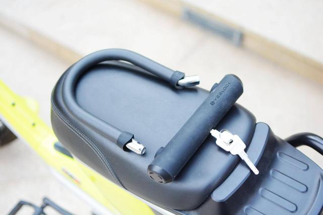 花了5000买的小牛电动，终于敢骑出门了！易锁宝智能蓝牙U型锁