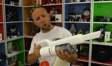 小米黑科技拯救七亿男人！11万转马达10秒组装，1499媲美5399戴森