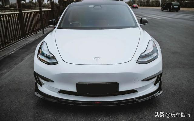 30多万的特斯拉太低调？车主花2万升级套件，跑车味道就出来了
