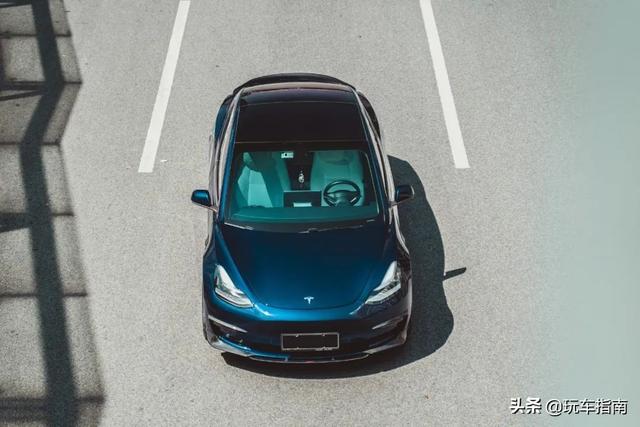 30多万的特斯拉太低调？车主花2万升级套件，跑车味道就出来了