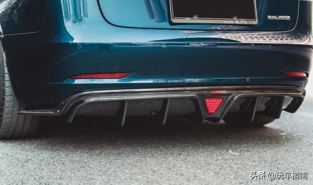30多万的特斯拉太低调？车主花2万升级套件，跑车味道就出来了