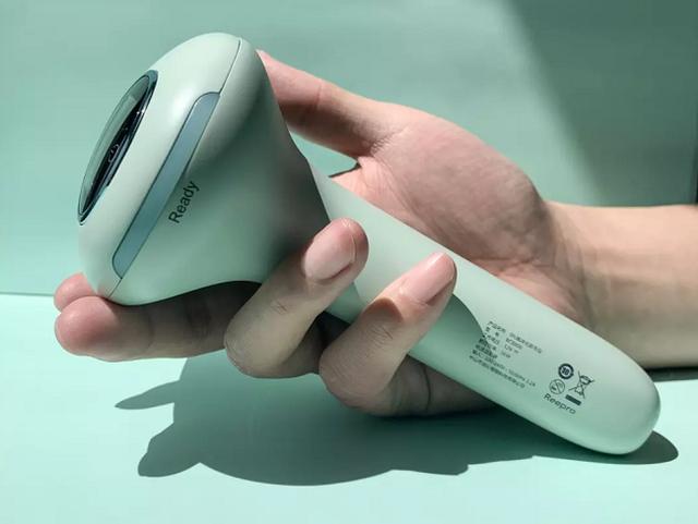 小米有品年轻人首款"除草机"，600000次闪光，飞利浦：难以置信