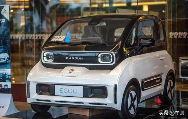 月薪4000工薪族首选，每公里花费不到6分，双门四座E300即将上市