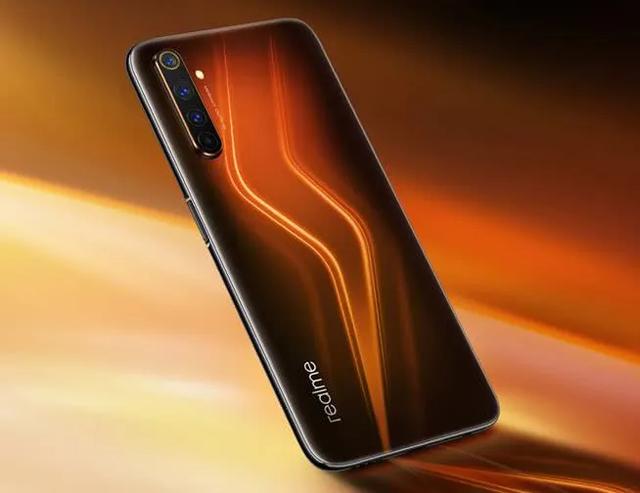 OPPO彻底爆发！游戏芯片＋90Hz＋30W闪充，这真的是千元机吗？