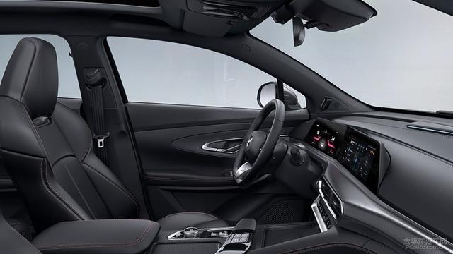 AI关怀有多懂你？长安UNI-T智能黑科技肌肉秀