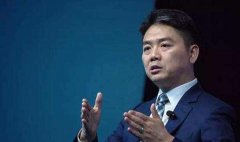 消失许久的刘强东，突然亮相和“奶茶妹”做了1件大家夸赞的好事