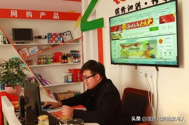 以后农民不再为取快递犯愁:这个方案说，2022年底实现快递送进村!