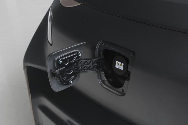 宝马换宝骏，车主买4万的新能源天天开，原因：因为省钱