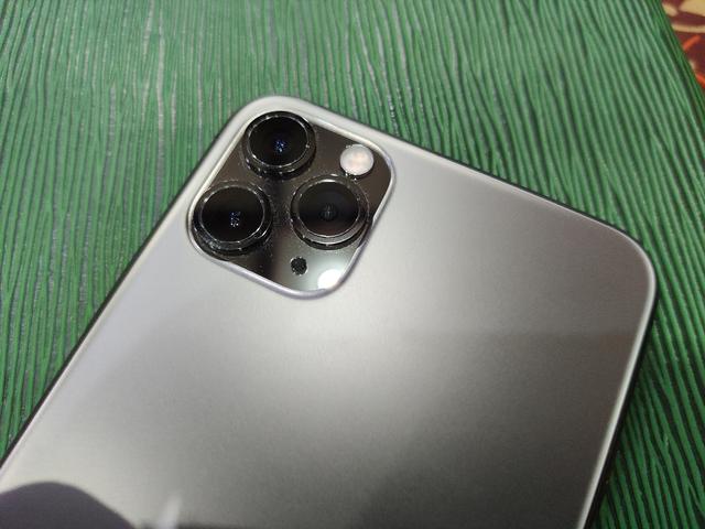 iPhone11 Pro Max：我们明年见！