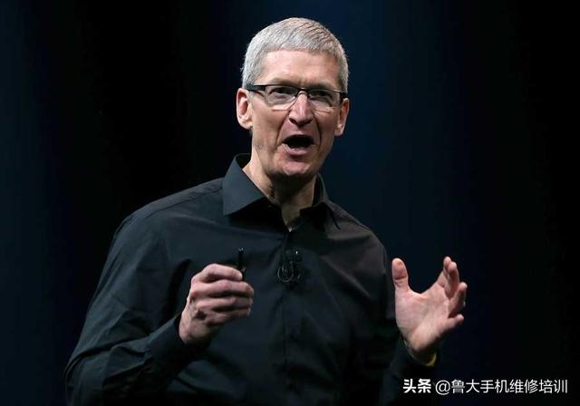 乔布斯与库克：苹果的两个极端
