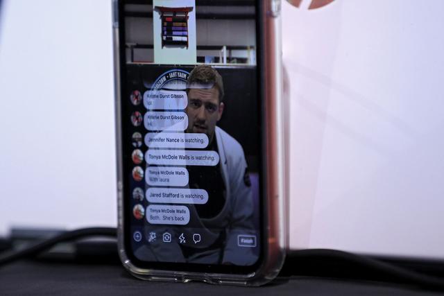 Facebook 审核人员暴增，科技巨头的漫漫审核路