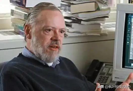 中国这么多厉害的互联网公司，但为何没有自己设计编程语言