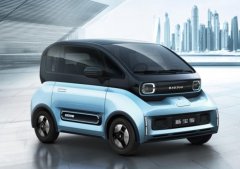 将上市的E300，配隐藏式门把手、全液晶仪表盘，可选2、3、4座机会了