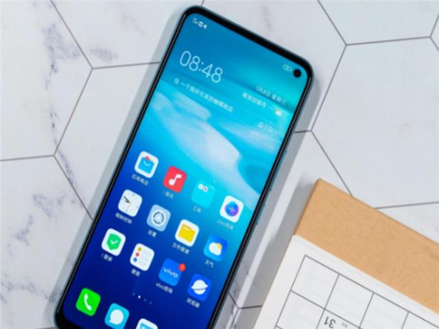 高颜值高性能，堪称最便宜的5G手机，学生党请进