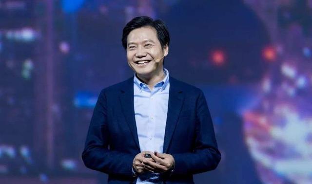 华为新专利曝光，年度旗舰有望使用，但被网友认为方向错了？