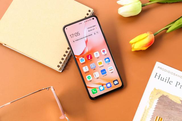 手机别乱选，不同人群不同需求，推荐三款最“合适”的手机