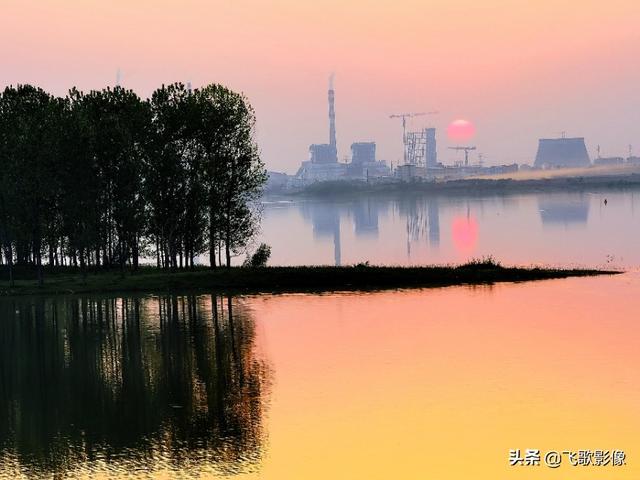 体验荣耀30，一句话：好漂亮！二句话：真爱她！三句话：娶回家！