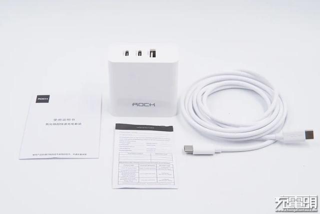 打破外国氮化镓芯片垄断，首款内置中国芯氮化镓快充深度拆解