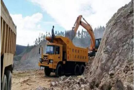 比亚迪董事长亲自试车，这款车耗资25亿，国人纷纷点赞