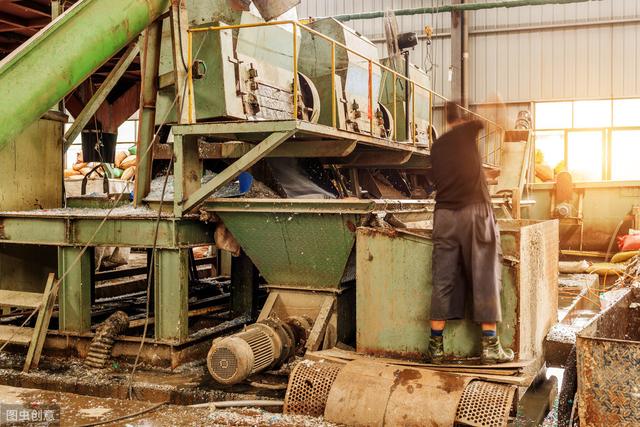 80人抖音同时开播：工业互联网千元解决方案助力企业数字化转型