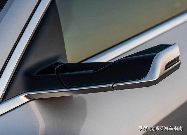 奥迪也拼了！新车比特斯拉酷炫，长超4米9+6块液晶屏，爆408马力