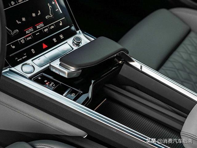 奥迪也拼了！新车比特斯拉酷炫，长超4米9+6块液晶屏，爆408马力