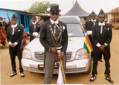 “黑人抬棺”视频在B站火了，我们发现这些事正在改变……