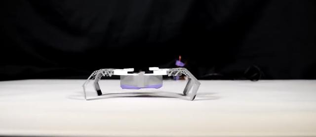 从昆虫身上找灵感，研发人员用3D打印批量制造机器人群 | 硬科技