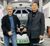 不再意会隔音效果用数据说话！特斯拉升级阿德萨天空系列整车实测