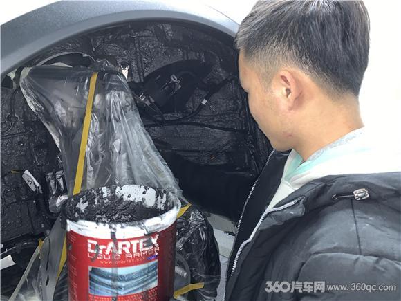 不再意会隔音效果用数据说话！特斯拉升级阿德萨天空系列整车实测