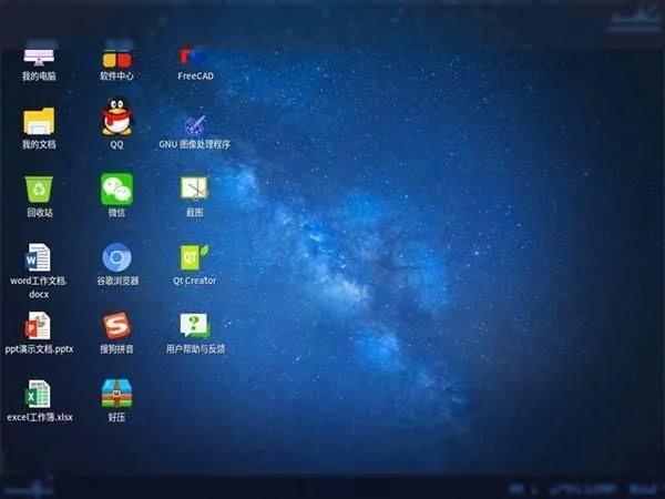国产大突破！首款龙芯服务器诞生，中兴自研电脑系统问世