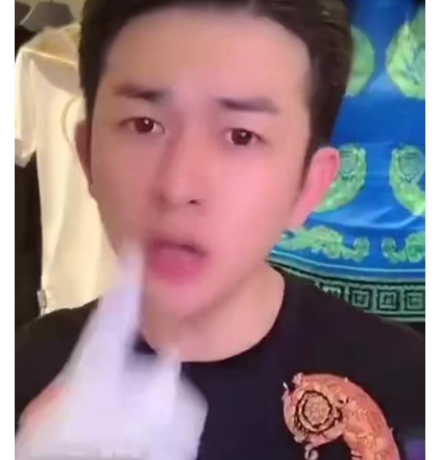 新晋电商罗嘉叫板辛巴：你不是说全网最低吗？你卖266，我就199