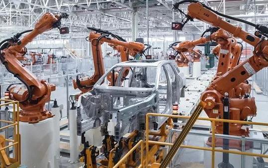 "亏损王"要翻身了？3月销量环比大增116.8%，还获得百亿资金续命