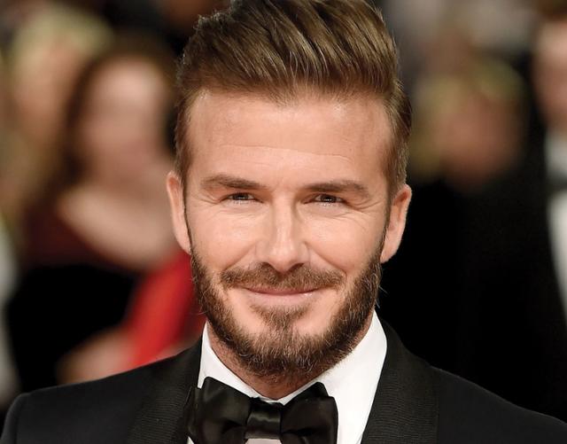 小米价格屠夫再出手，99元正面刚1399元吉列，程序猿：手动更舒服