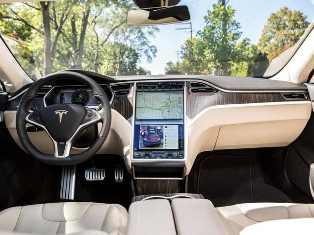 横屏和竖屏之争，最后的赢家却是比亚迪？