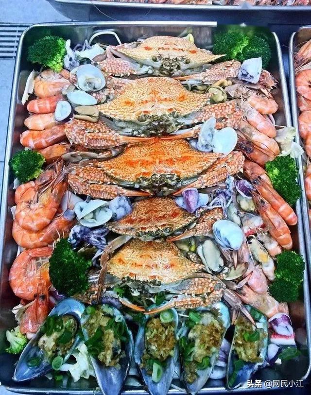 感受一下别人家的食堂！阿里VS华为食堂，网友难怪员工那么忠心