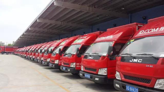 疫情之下见真章！马云认为注定失败，三个月却让刘强东净赚35亿！