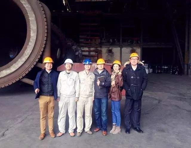 这个中国男人，为何被"互联网女皇"点赞？