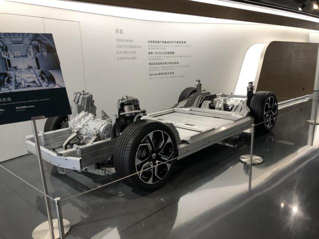 新款ES8续航大幅提升，都是纯电车型升级，为何蔚来车主就不维权