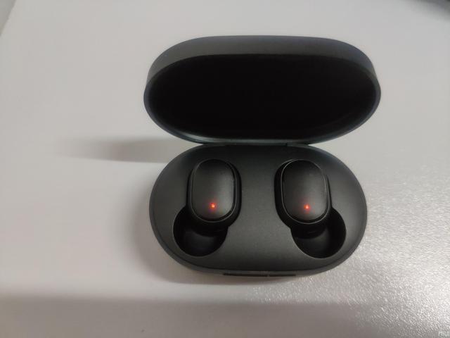 小米耳机半年销量三百万！99.9元有1999元效果，网友：性价比真高