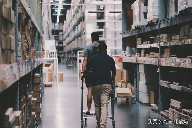 现在最繁忙的，最挣钱行业——物流行业！