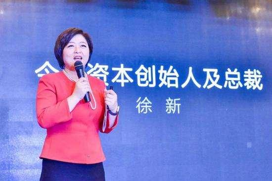 刘强东和陌生美女畅谈4小时，获得200万美金，网友：东哥真行！