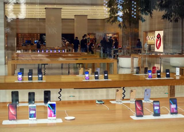 苹果廉价机跌破三千，苹果6用户换机最积极，争夺安卓用户太难