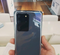 王牌低头，这款神将仅一个月跳水千元？1亿像素 8K视频 骁龙865